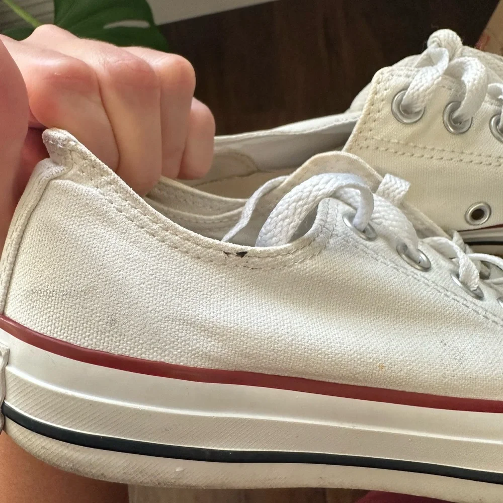 Converse sneakers - Picture 14 of 14